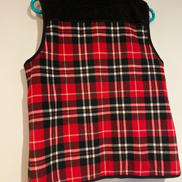 Talbots Red & Black Plaid Thermawarmth Sherpa lined vest Sz Small - Picture 5 of 8